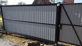 Купить сваи для ворот в Инта. Заказать ворота на сваях под ключ от 21425 руб